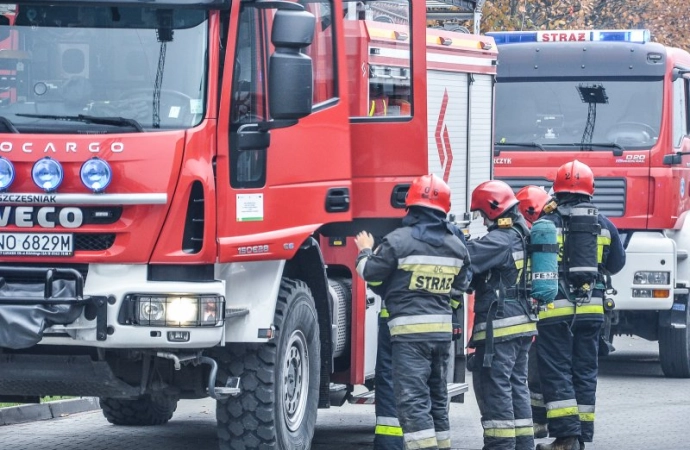 {Niebawem przestanie działać strażacki numer alarmowy 998.}